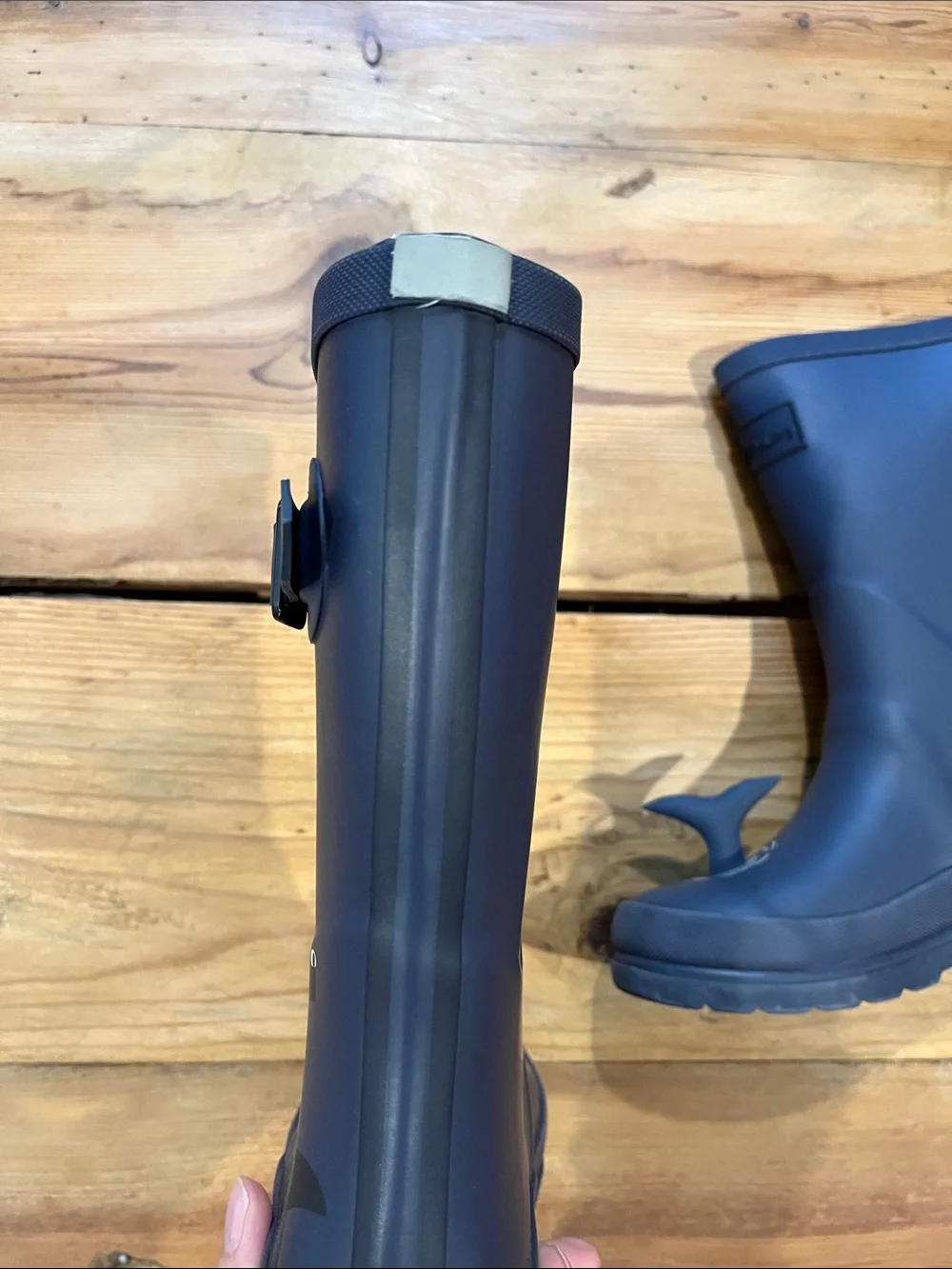 JOULES Youth 2 Navy Blue Hammer Head Shark Print 3D Rain Boots Wellies
